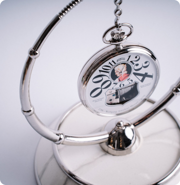 Silver pocket watch stand new arrivals